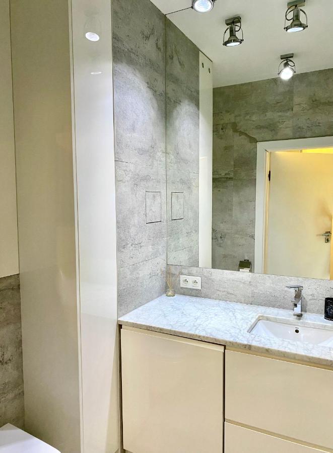 Apartment Project Comfort Zeromskiego 1/7 Metro Slodowiec *